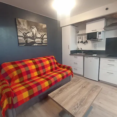 Pour 2 Avec Ascenseur Et Wifi, Proche De La Gare A - Fr-1-338-602 Apartment Sete